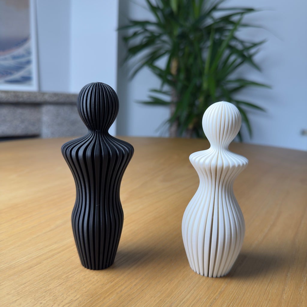 Valentine's Day Couple Statue