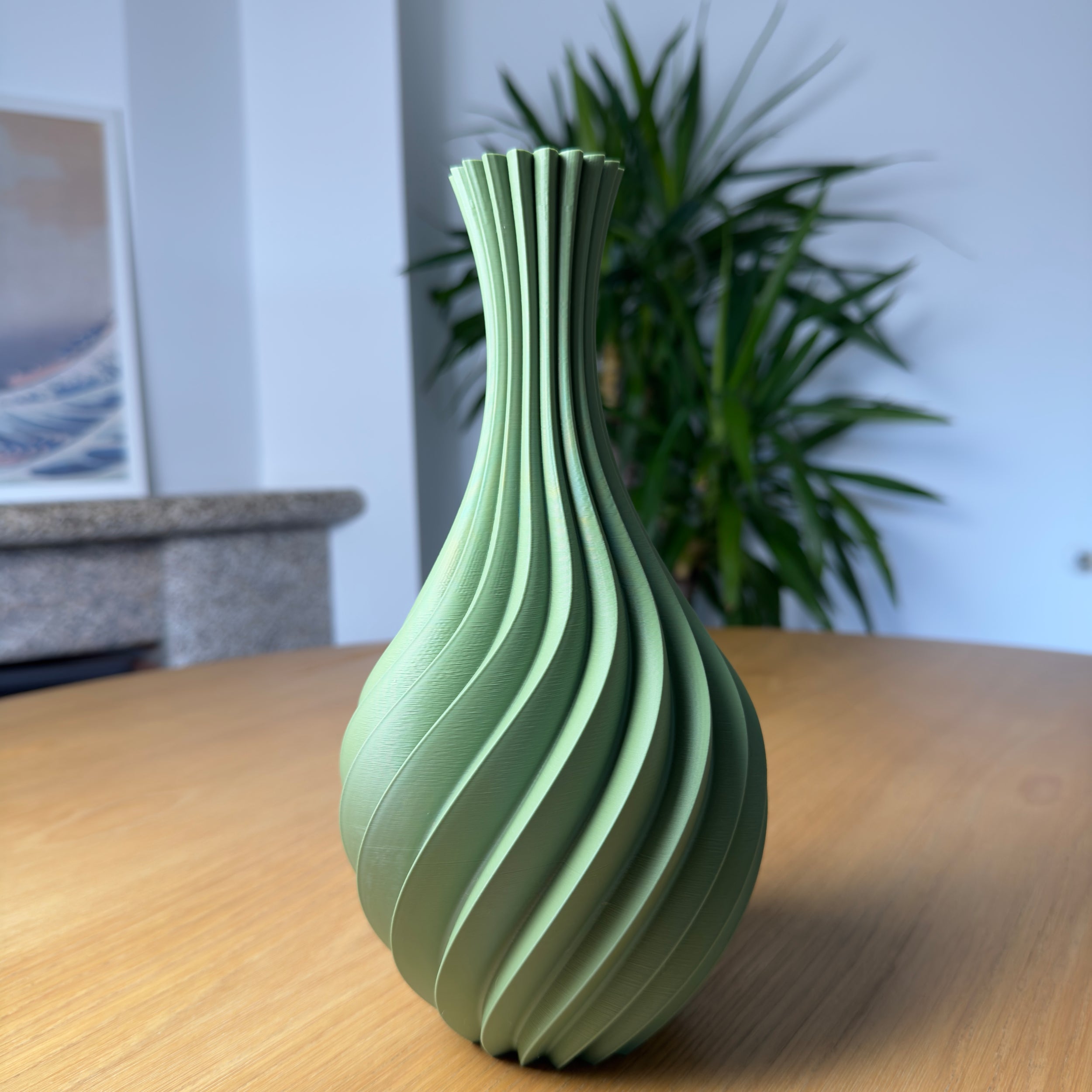 Vorticia Vase